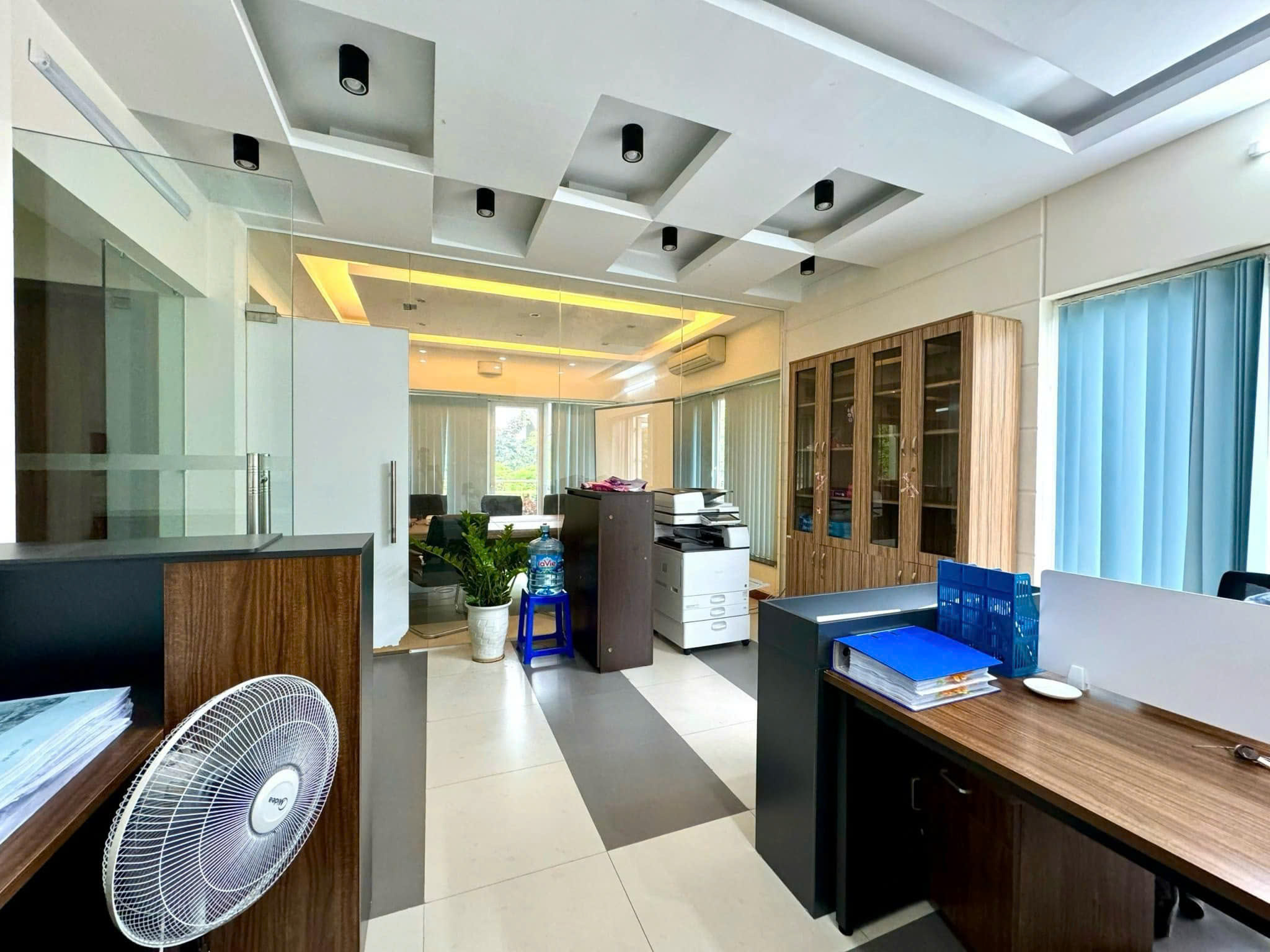 BÁN BIỆT THỰ MẶT PHỐ BÙI XUÂN PHÁI, HÀM NGHI - 220M² - MT 10M - VỈA HÈ RỘNG - GIÁ·70 TỶ - Ảnh 1